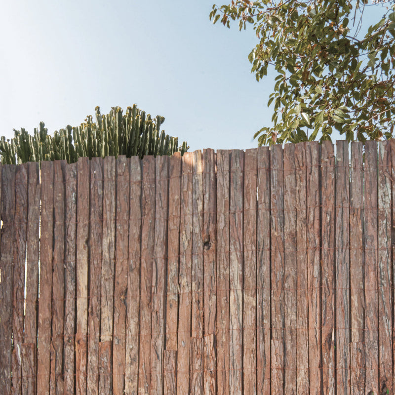 Corteza de abeto para ocultación