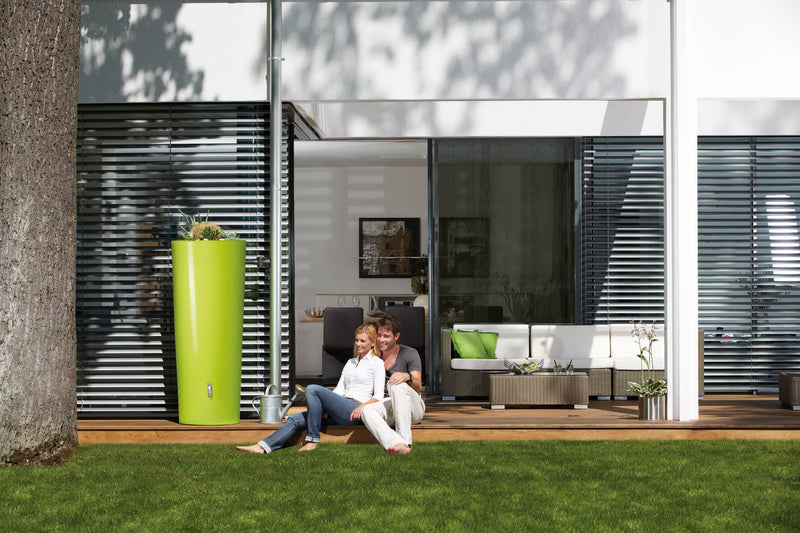 Depósito de agua con maceta Graf