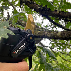 Tijera a batería ACB35 Titanio Altuna